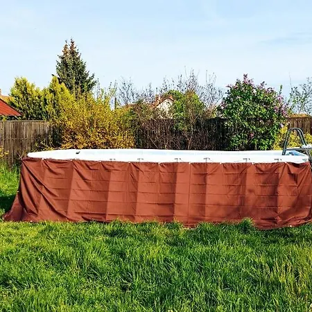 Negy Evszak Vendeghaz Holiday home *